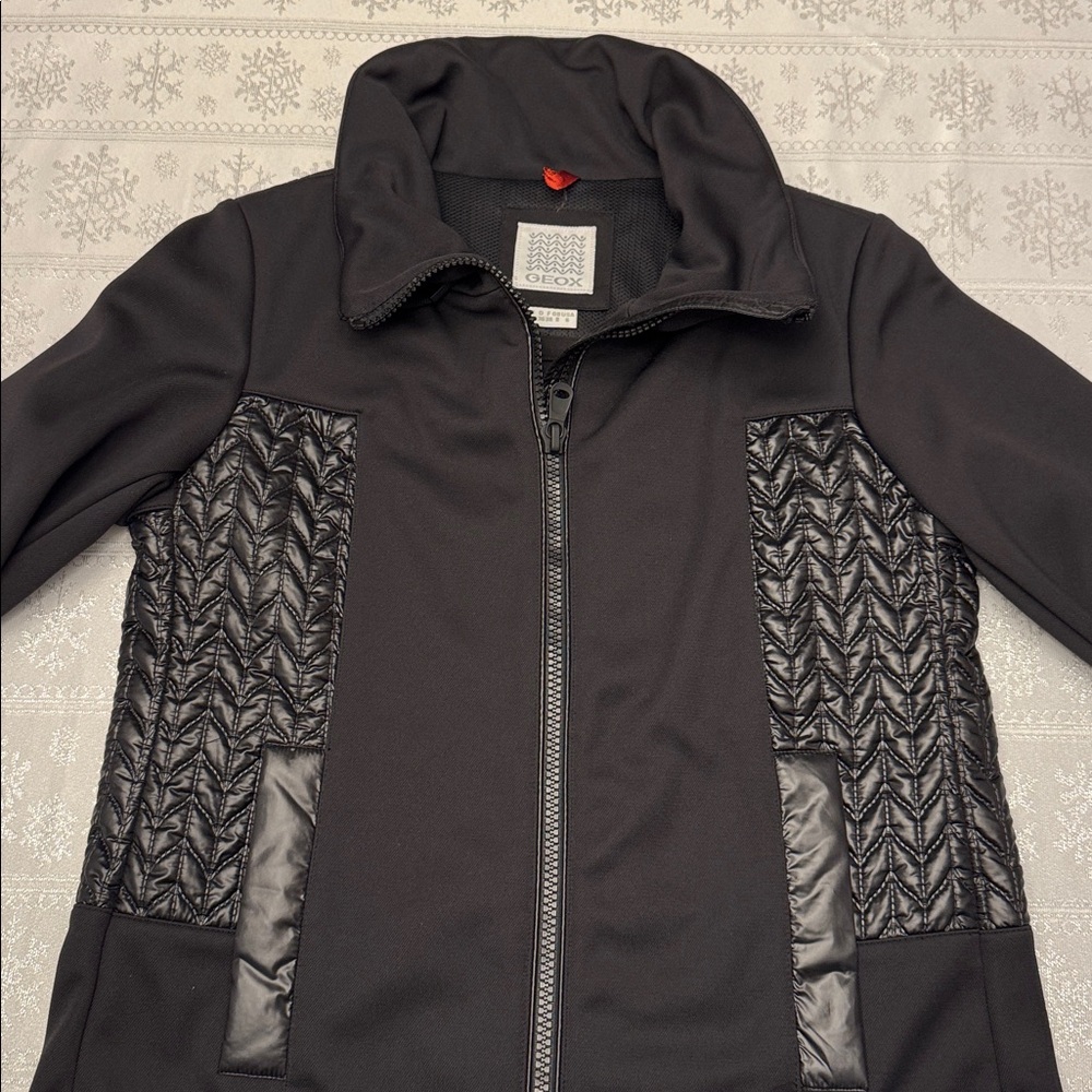 Geox Black Jacket with Quilted Accents Brand New without tag